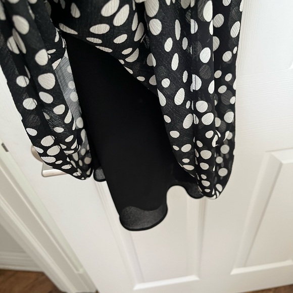 Cartise polka dot halter dress. Made in Canada - Picture 5 of 5